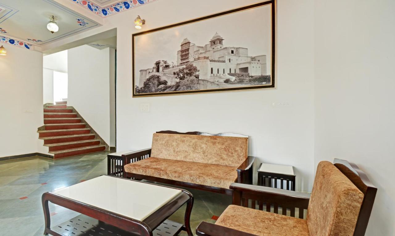 Hotel Treebo Khakhri Haveli Udaipur Exterior foto