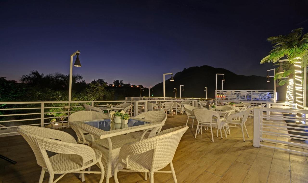 Hotel Treebo Khakhri Haveli Udaipur Exterior foto
